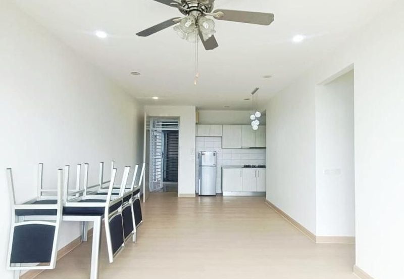 Dedaun Hijau (Greenfield Regency)