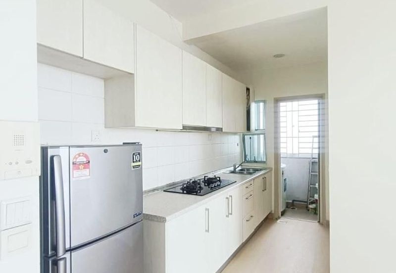 Dedaun Hijau (Greenfield Regency)