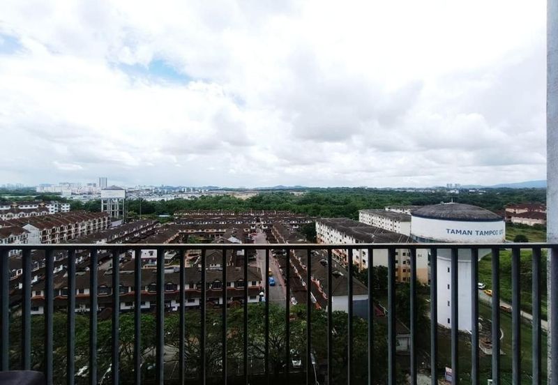 Dedaun Hijau (Greenfield Regency)