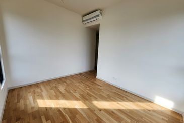 Residensi Solaris Parq