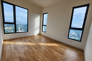 Residensi Solaris Parq