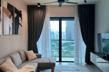 Residensi Solaris Parq