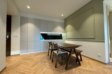 Residensi Solaris Parq