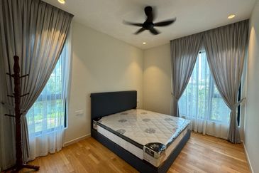 Residensi Solaris Parq