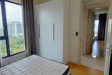 Residensi Solaris Parq