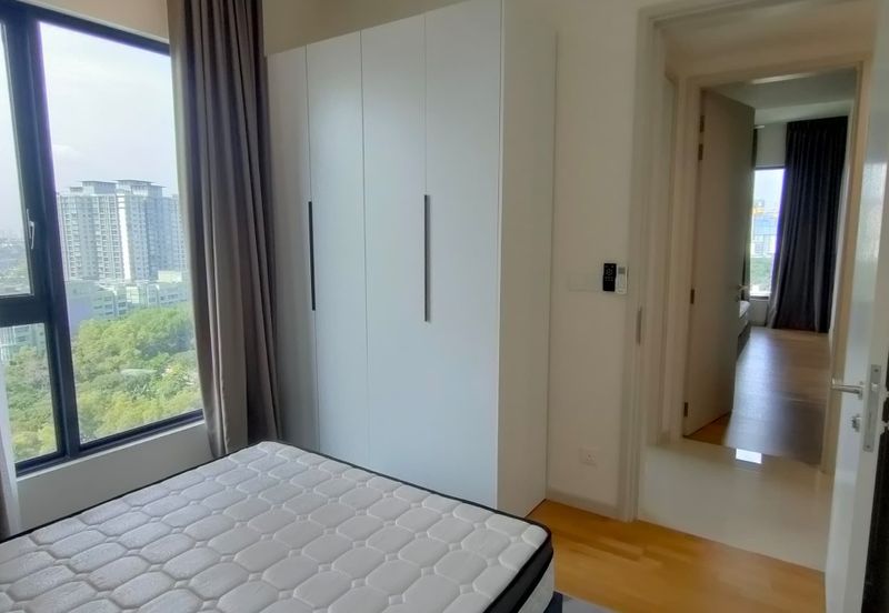 Residensi Solaris Parq