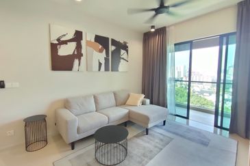 Residensi Solaris Parq