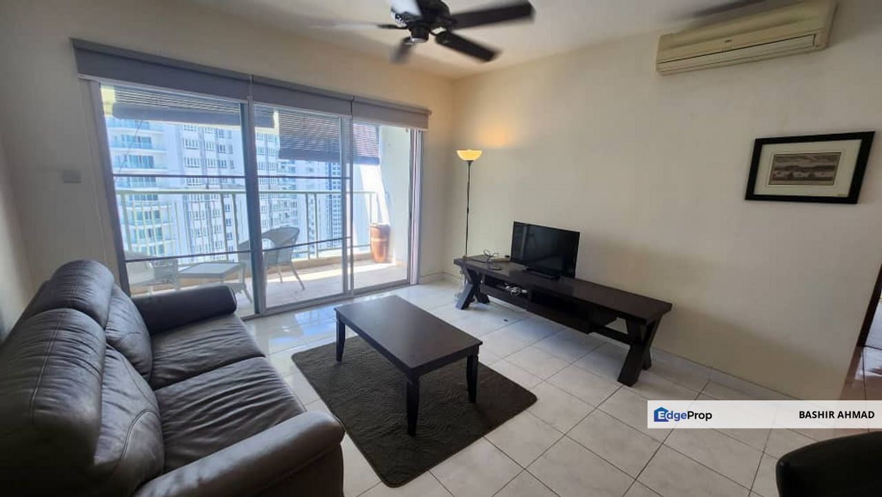 High floor condominium with 2 car parks for sale., Kuala Lumpur, Mont Kiara