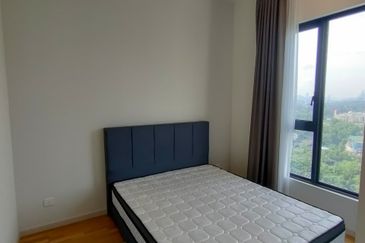 Residensi Solaris Parq