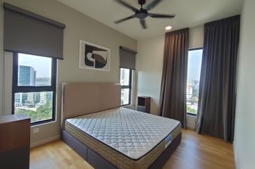 Residensi Solaris Parq