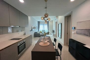 Residensi Solaris Parq