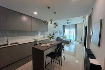 Residensi Solaris Parq