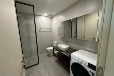 Residensi Solaris Parq