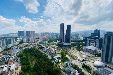 Residensi Solaris Parq