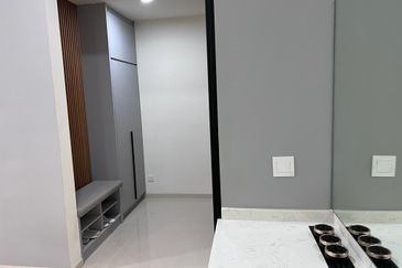 Residensi Solaris Parq