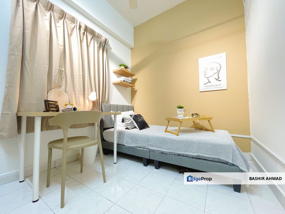 7mins Walk to MRT Premium Single Room!! Same Line to Kwasa Damansara/Bukit Bintang/Trx, Selangor, Kota Damansara