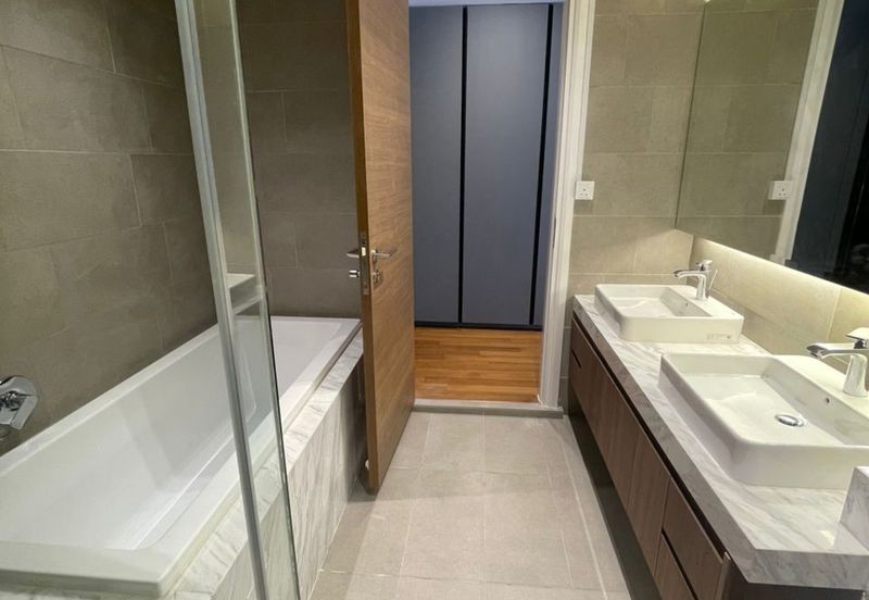 Aria Luxury Residence