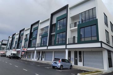 Crest @ Austin Emerald 2