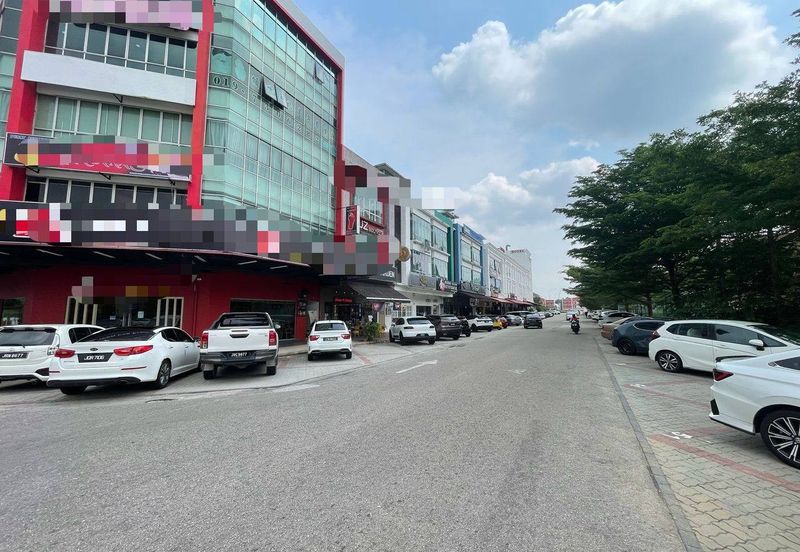 Taman Austin Heights