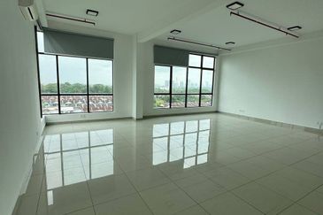 Austin 18 Versatile Business Suites