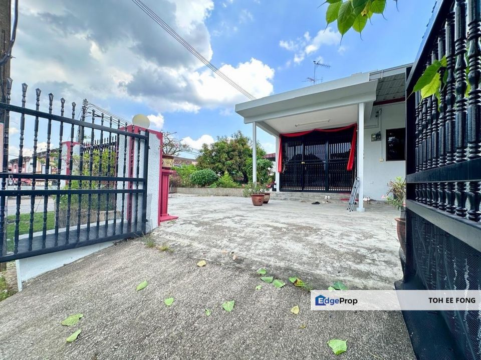 Johor Jaya Jalan Anggerik Single Storey Terrace Corner Lot For Sale for ...