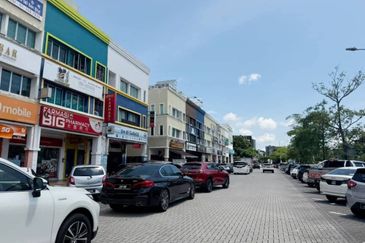 Taman Austin Heights