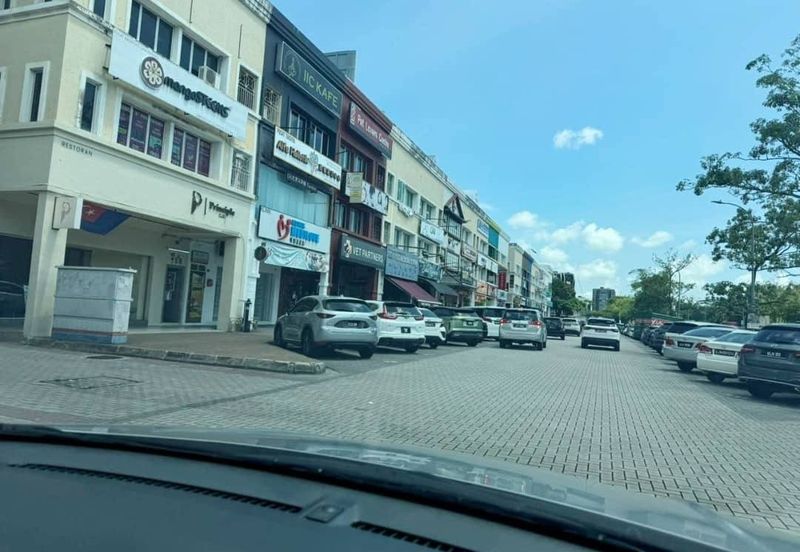 Taman Austin Heights