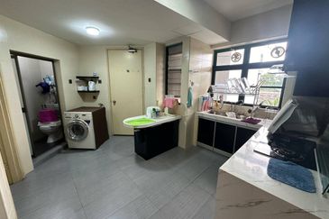 The Straits View, Bandar Baru Permas Jaya