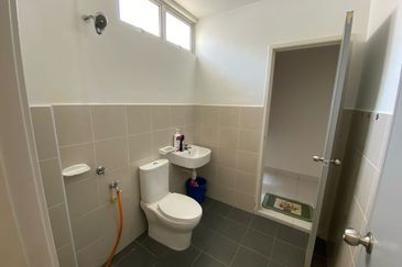 Meridin East The Greenway & The Eden