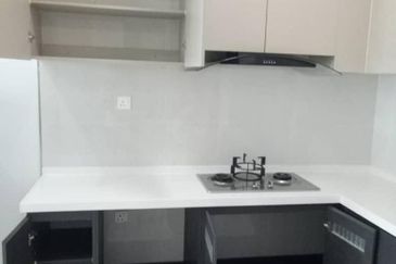 Baypoint @ Country Garden Danga Bay