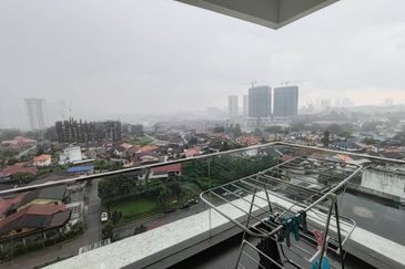 The Pinnacles (Pinnacle Tower)