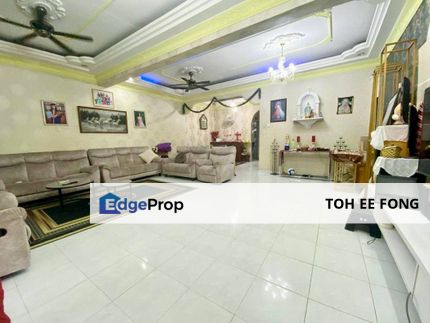 Pulai Utama 3 Storey Terrace House Renovated Unit For Sale, Johor, Skudai