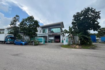 Kempas Utama Industrial Park