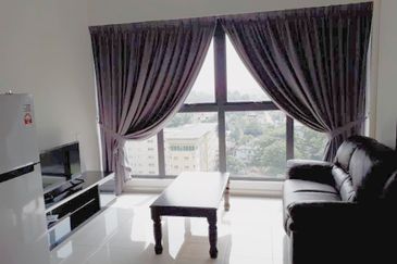 Baypoint @ Country Garden Danga Bay