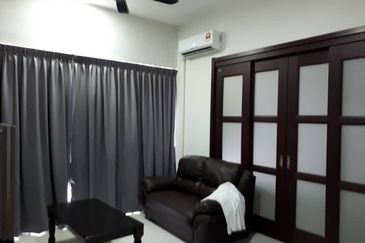 Baypoint @ Country Garden Danga Bay