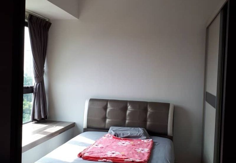 Baypoint @ Country Garden Danga Bay