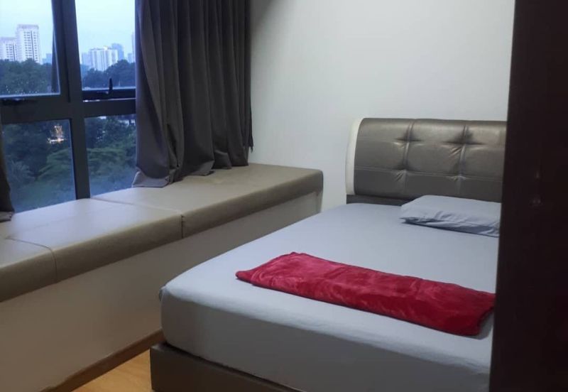 Baypoint @ Country Garden Danga Bay