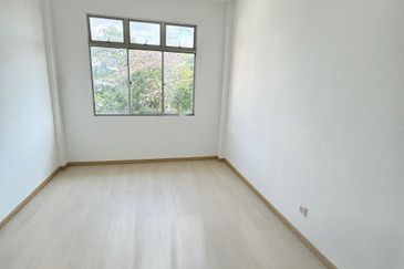 Ria 2 Apartment, Taman Megah Ria