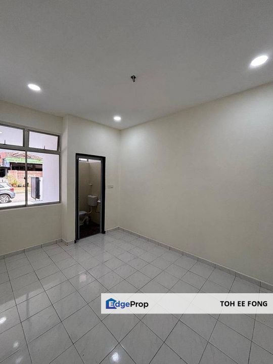 Senai Utama Single Storey Terrace House Fully Renovation For Sale, Johor, Senai