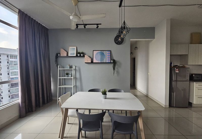 Dedaun Hijau (Greenfield Regency)