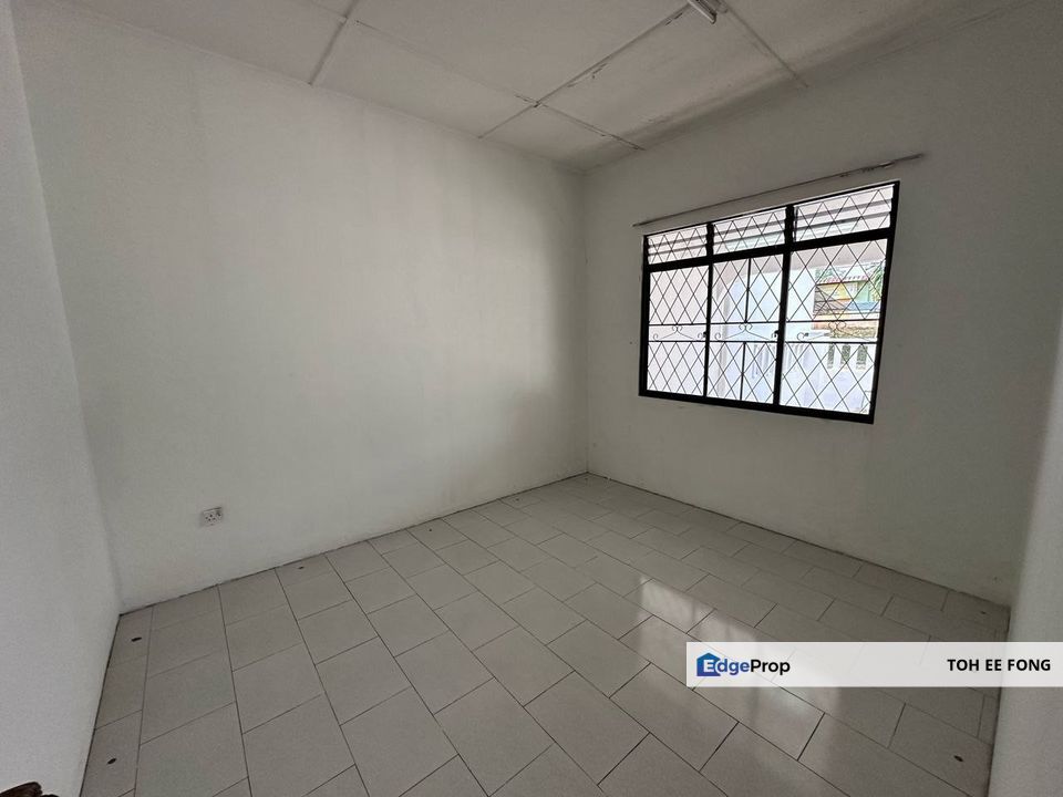 Johor Jaya Jalan Teratai Single Storey Terrace House For Sale for Sale ...