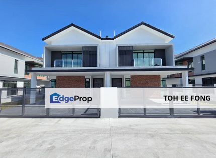 Aspira Gardens Iskandar Puteri 2 Storey Cluster House Renovated Condition For Sale, Johor, Gelang Patah