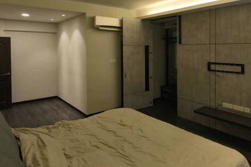 Aloha Tower Condominium