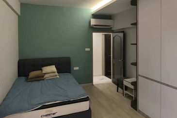 Aloha Tower Condominium