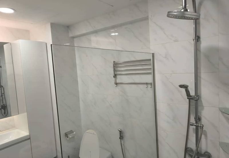 Aloha Tower Condominium