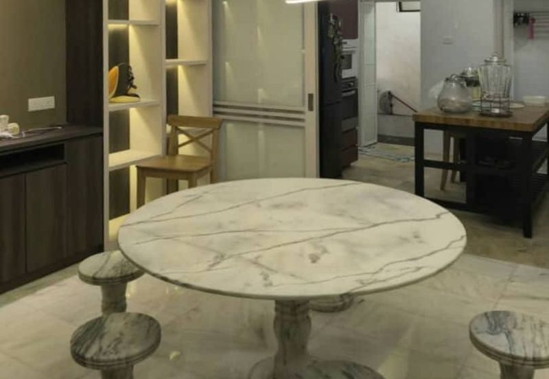 Aloha Tower Condominium