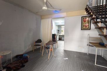 Taman Tanjung Puteri Resort