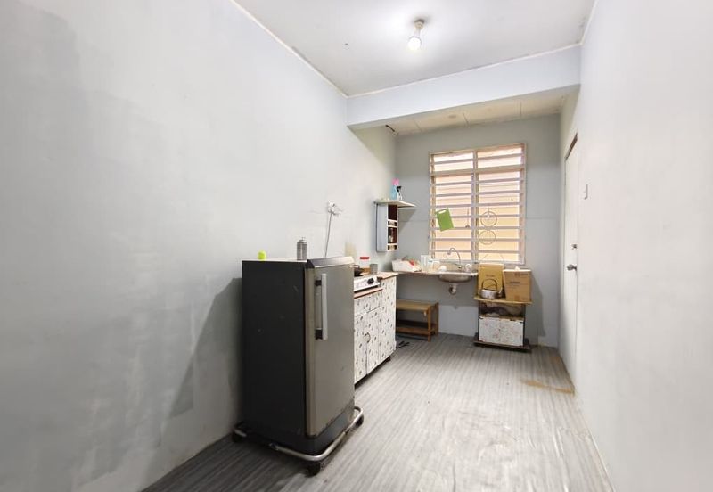 Taman Tanjung Puteri Resort