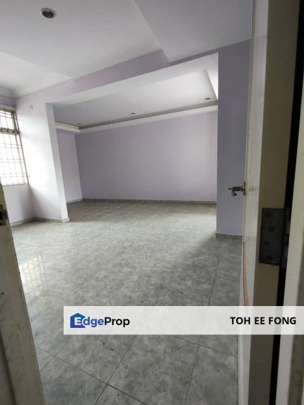 Taman Gaya 2 Storey Terrace House End Lot For Sale, Johor, Ulu Tiram