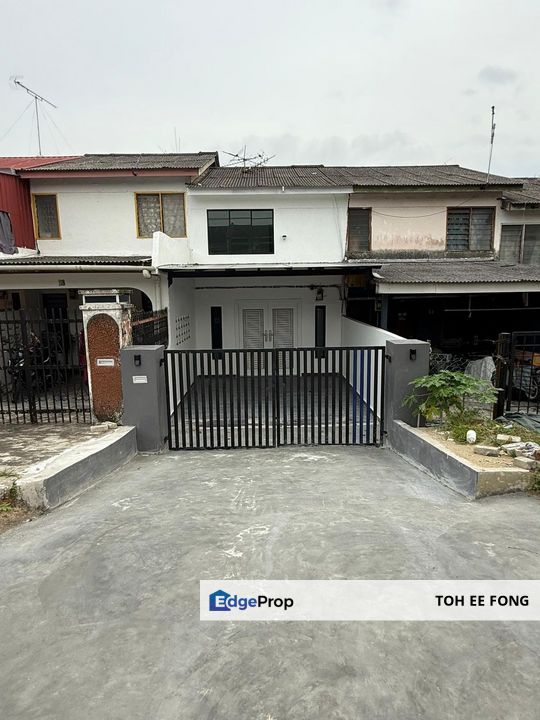 Bukit Tiram 2 Storey Low Cost House Full Renovation Unit For Sale, Johor, Ulu Tiram